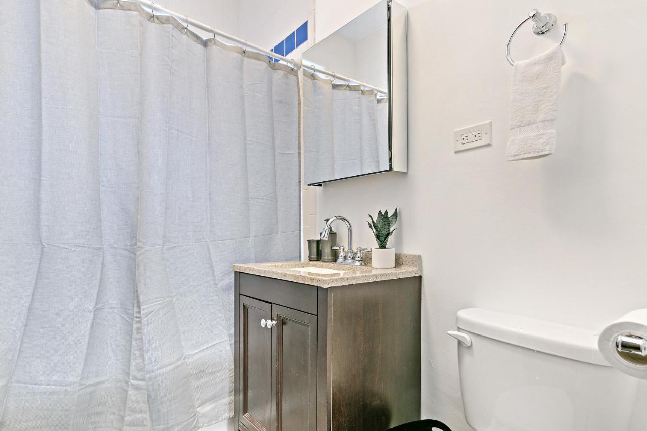 Captivating 1Br Apt With Full Kitchen - Belmont I4 Chicago Exterior photo